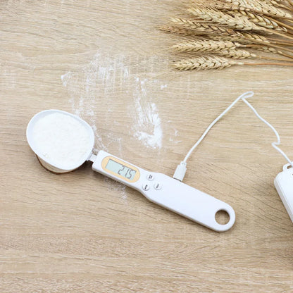 White Rechargeable Color Digital Measuring Spoon Scale – LCD Display, 0.1 g Precision